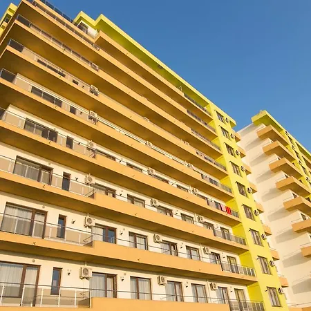 Summer Lake View Apartmán *